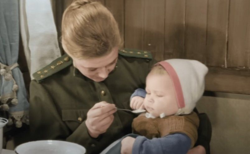 Узнала на экране своего сына - эта история со съемок "Офицеров" цепляет до мурашек Узнала на экране своего сына - эта история со съемок "Офицеров" цепляет до мурашек