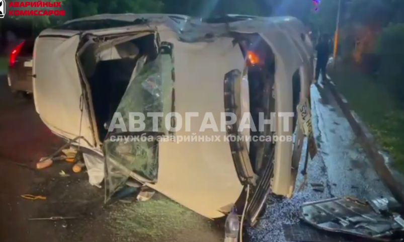 "Размотался лютейше": жесткое ДТП в Приморье с пострадавшими - видео