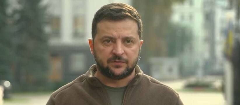 Не подлежит объяснению: стало известно, чем занят Владимир Зеленский, пока Украина под ударом