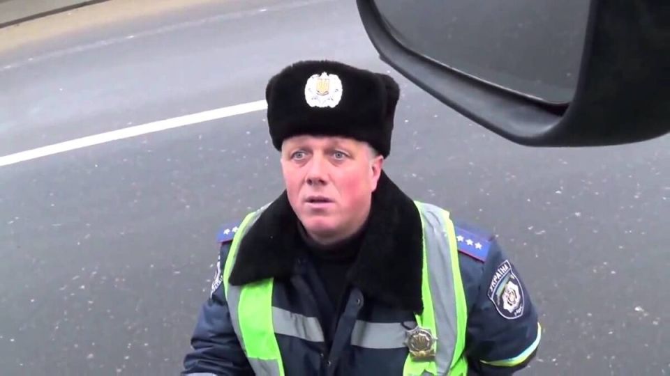 Страх и риск: как инспекторы ДПС видят общение с водителями