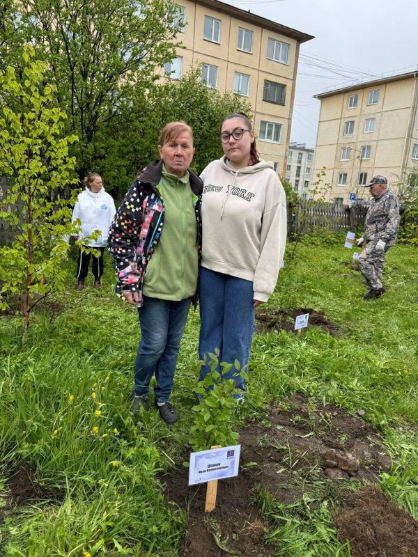 Депутат Магаданской городской Думы Максим Смирнов принял участие в акции «Волшебная сирень»