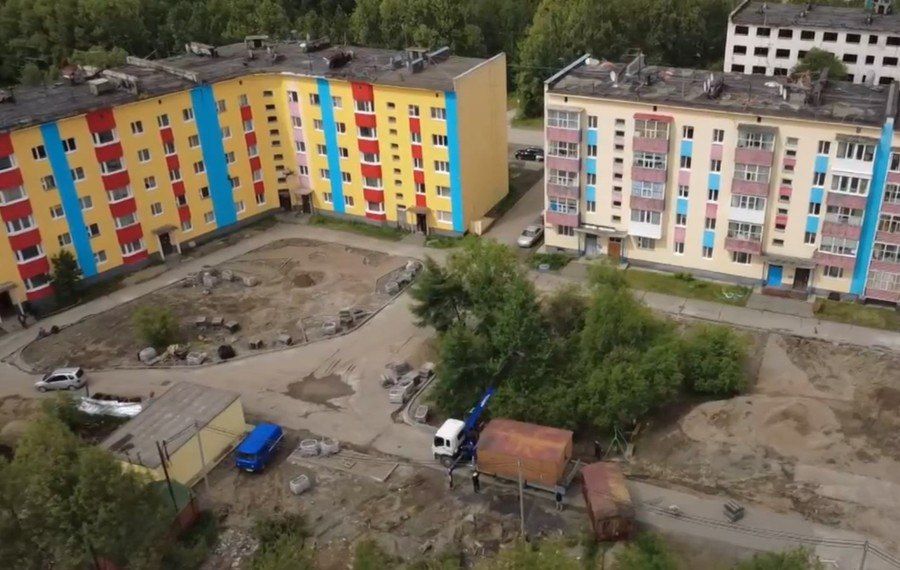 Новую зону для игр и отдыха создают в колымской Палатке