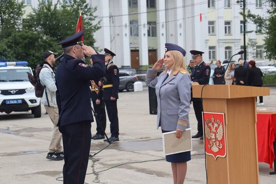 Гарнизонный развод сотрудников органов внутренних дел, посвященный 71-летию УМВД России по Магаданской области