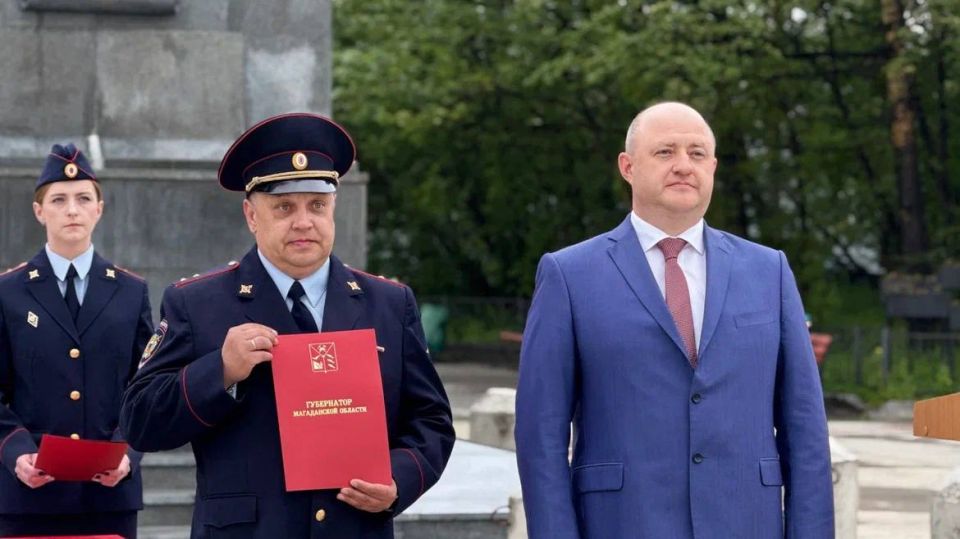 Гарнизонный развод сотрудников органов внутренних дел, посвященный 71-летию УМВД России по Магаданской области
