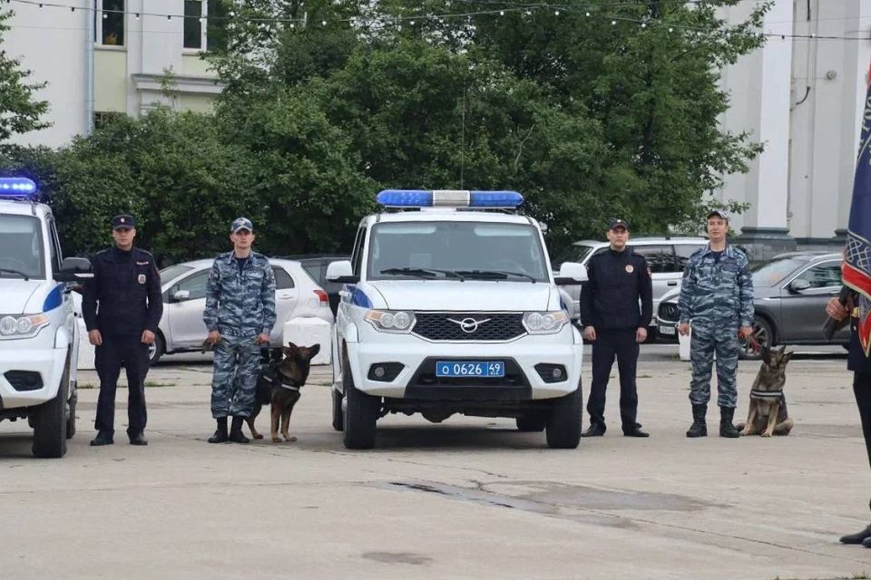 Гарнизонный развод сотрудников органов внутренних дел, посвященный 71-летию УМВД России по Магаданской области