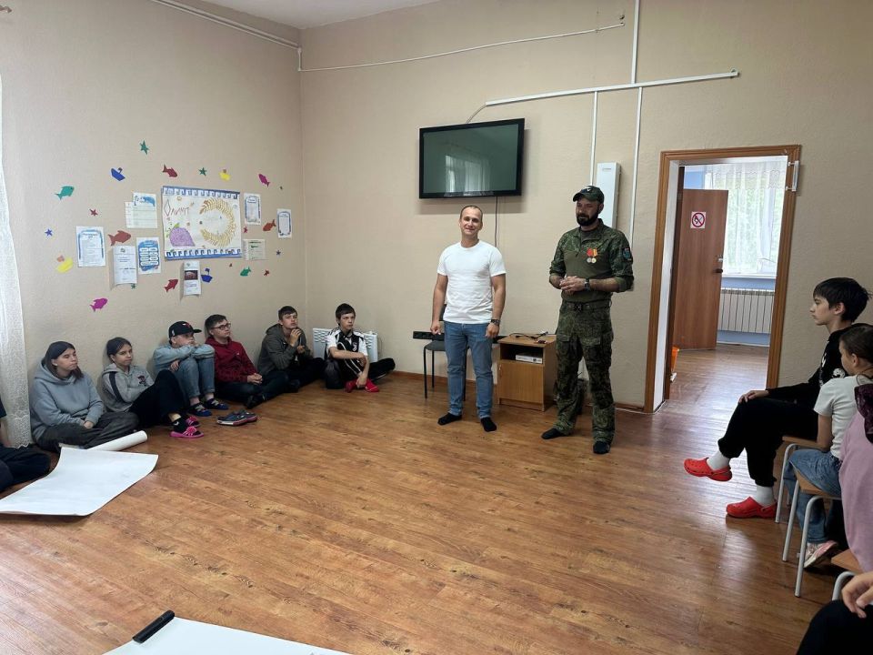 Ребята из лагеря «Патриот» узнали больше о жизни бойцов СВО