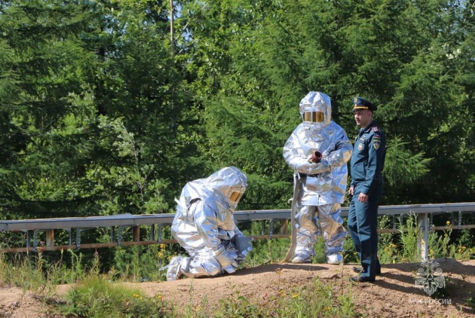 17 июля прошло плановое пожарно-тактическое учение на территории резервуарного парка «Аэрофьюэлз Магадан» в поселке Сокол