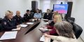 В Управлении МВД России по Магаданской области под руководством заместителя начальника УМВД полковника внутренней службы Романа Букреева состоялась рабочая встреча с представителями филиала Государственного фонда «Защитники...