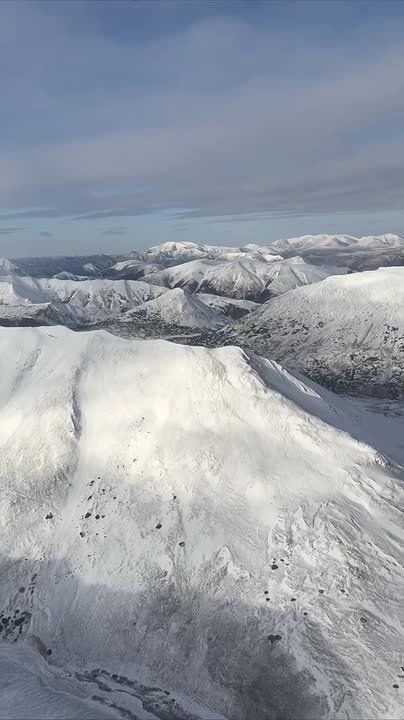 В пятницу, 31 октября, в центральных районах Магаданской области преимущественно солнечно, на побережье – снег