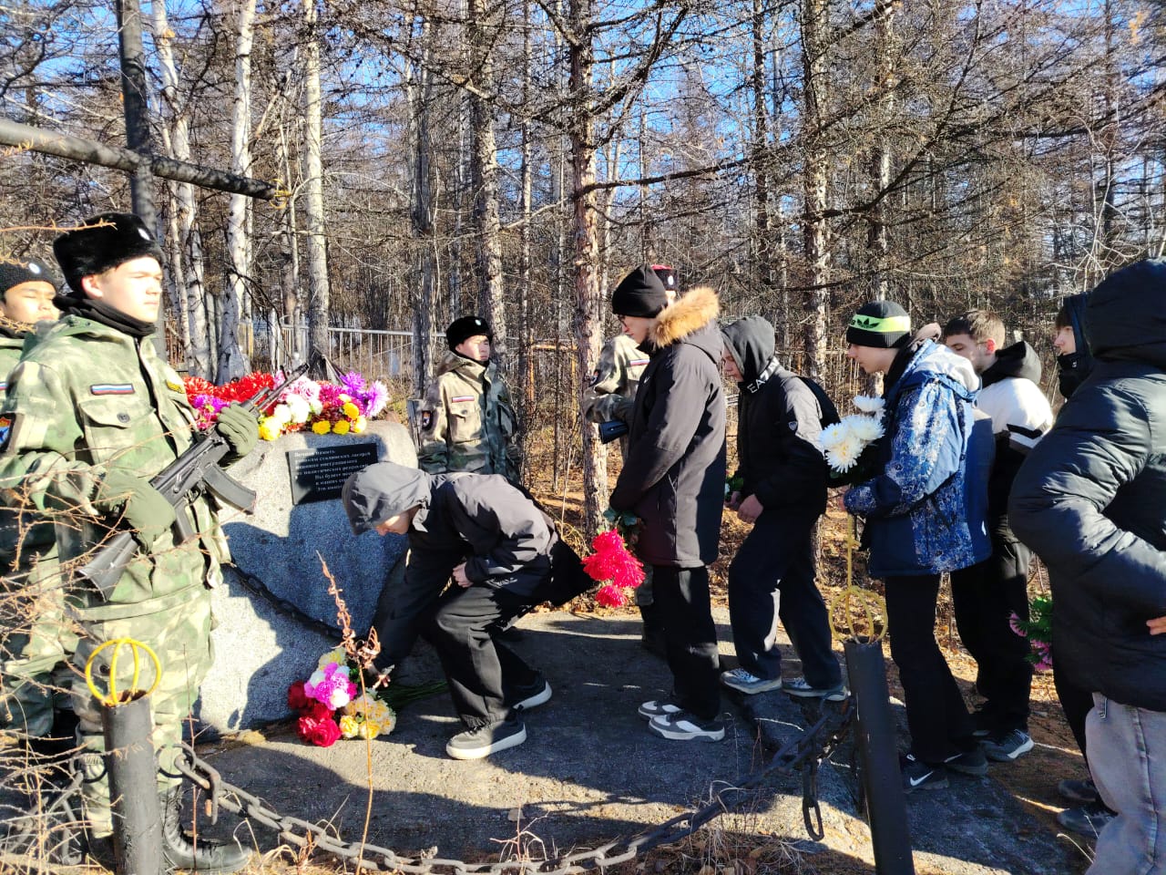 30 октября в России отметили День памяти жертв политических репрессий 30 октября в России отметили День памяти жертв политических репрессий