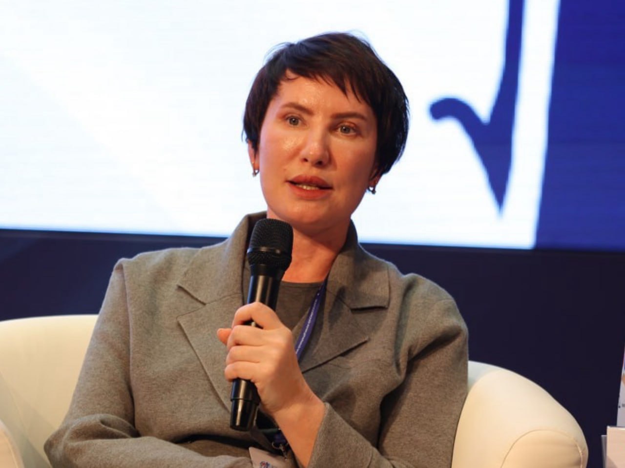 Лариса Поликанова: Магадан делает ставку на семью и молодёжь Лариса Поликанова: Магадан делает ставку на семью и молодёжь