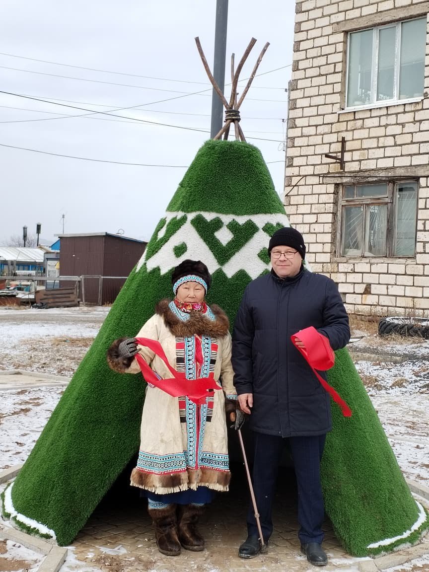 В Эвенске торжественно открыли этнокультурный парк В Эвенске торжественно открыли этнокультурный парк