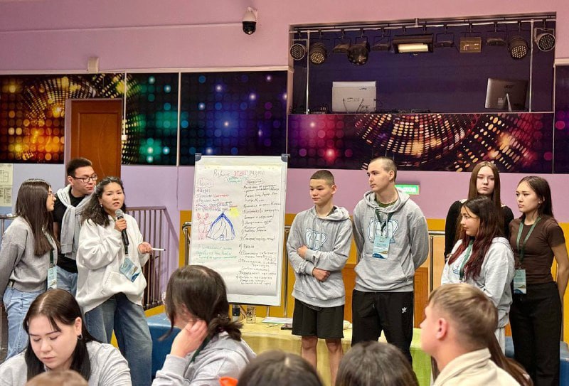 Молодёжный этнолагерь «Про Север» торжественно открыли в «Северном Артеке» Молодёжный этнолагерь «Про Север» торжественно открыли в «Северном Артеке»