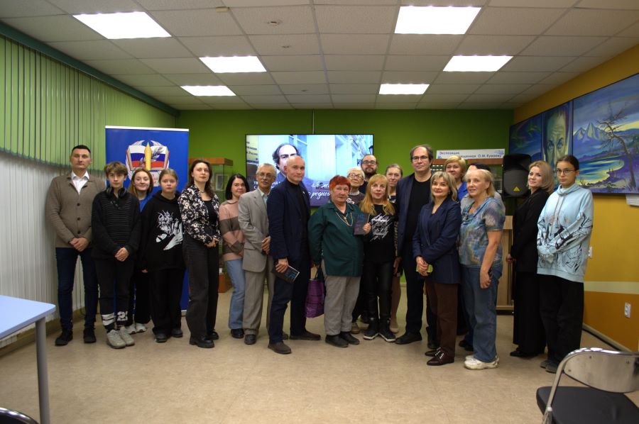 Встреча с главным редактором «Литературной газеты» прошла в Магадане Встреча с главным редактором «Литературной газеты» прошла в Магадане