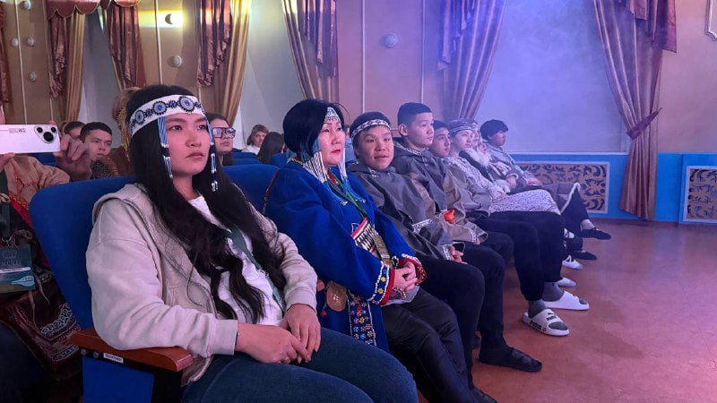 Молодёжный этнолагерь «Про Север» торжественно открыли в «Северном Артеке» Молодёжный этнолагерь «Про Север» торжественно открыли в «Северном Артеке»