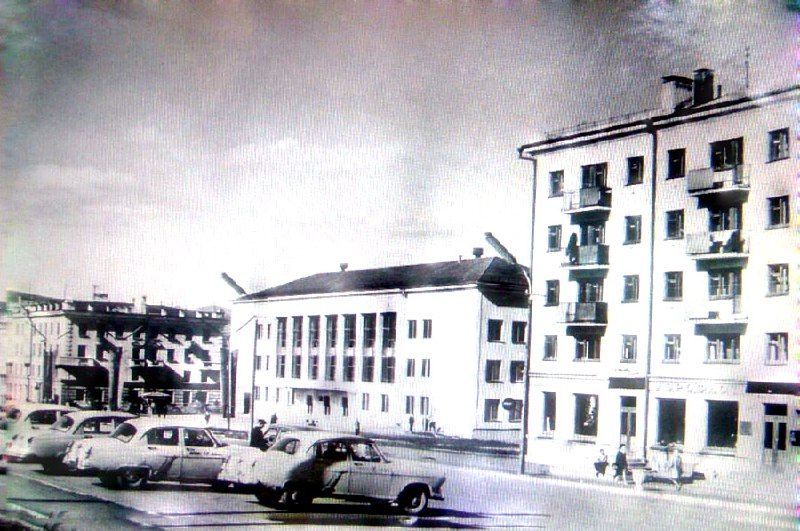 Первые такси появились 71 год назад на улицах Магадана