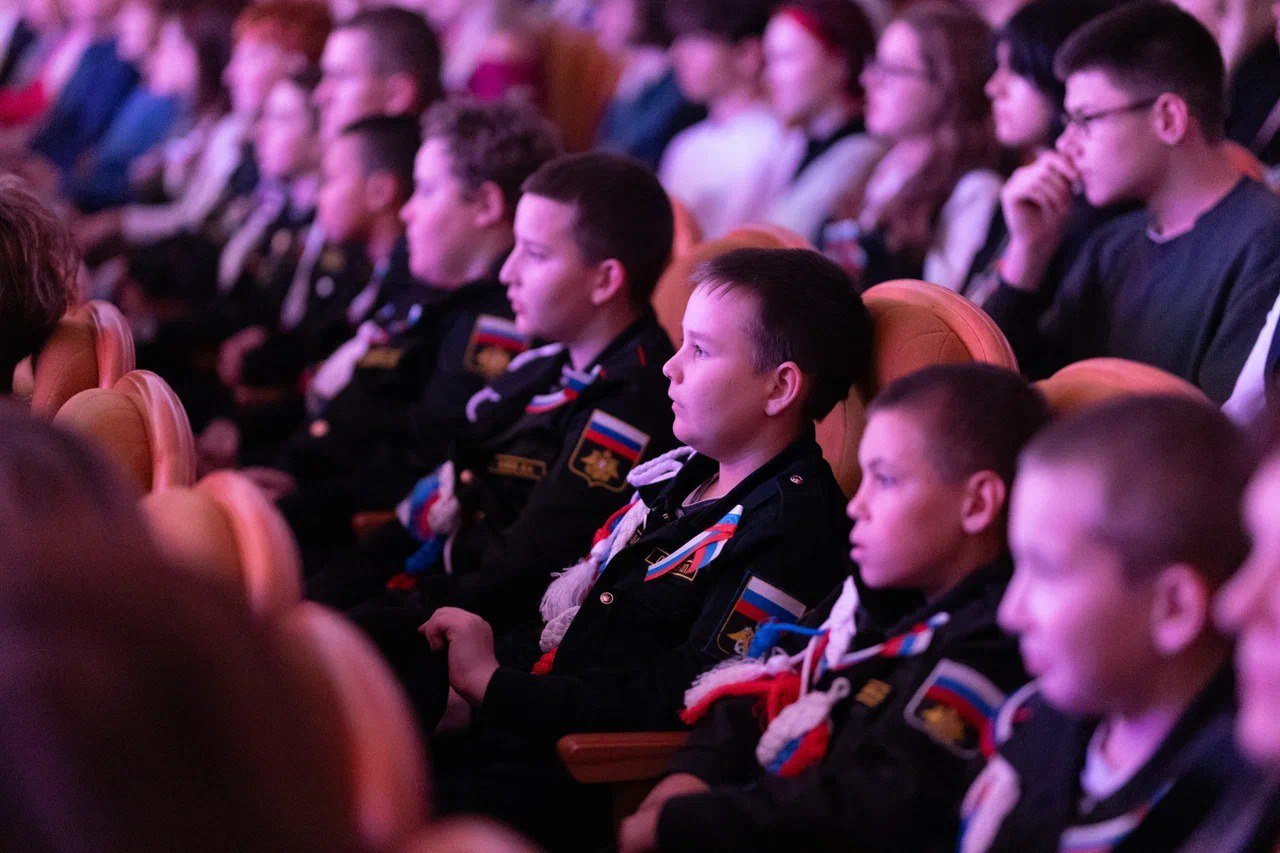 Праздничный концерт посвятили Дню народного единства в Магадане Праздничный концерт посвятили Дню народного единства в Магадане