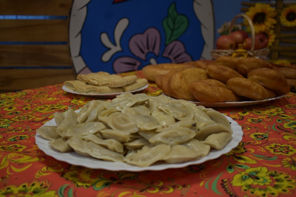 Традиции русской кухни напомнили в поселке Палатка на Колыме Традиции русской кухни напомнили в поселке Палатка на Колыме