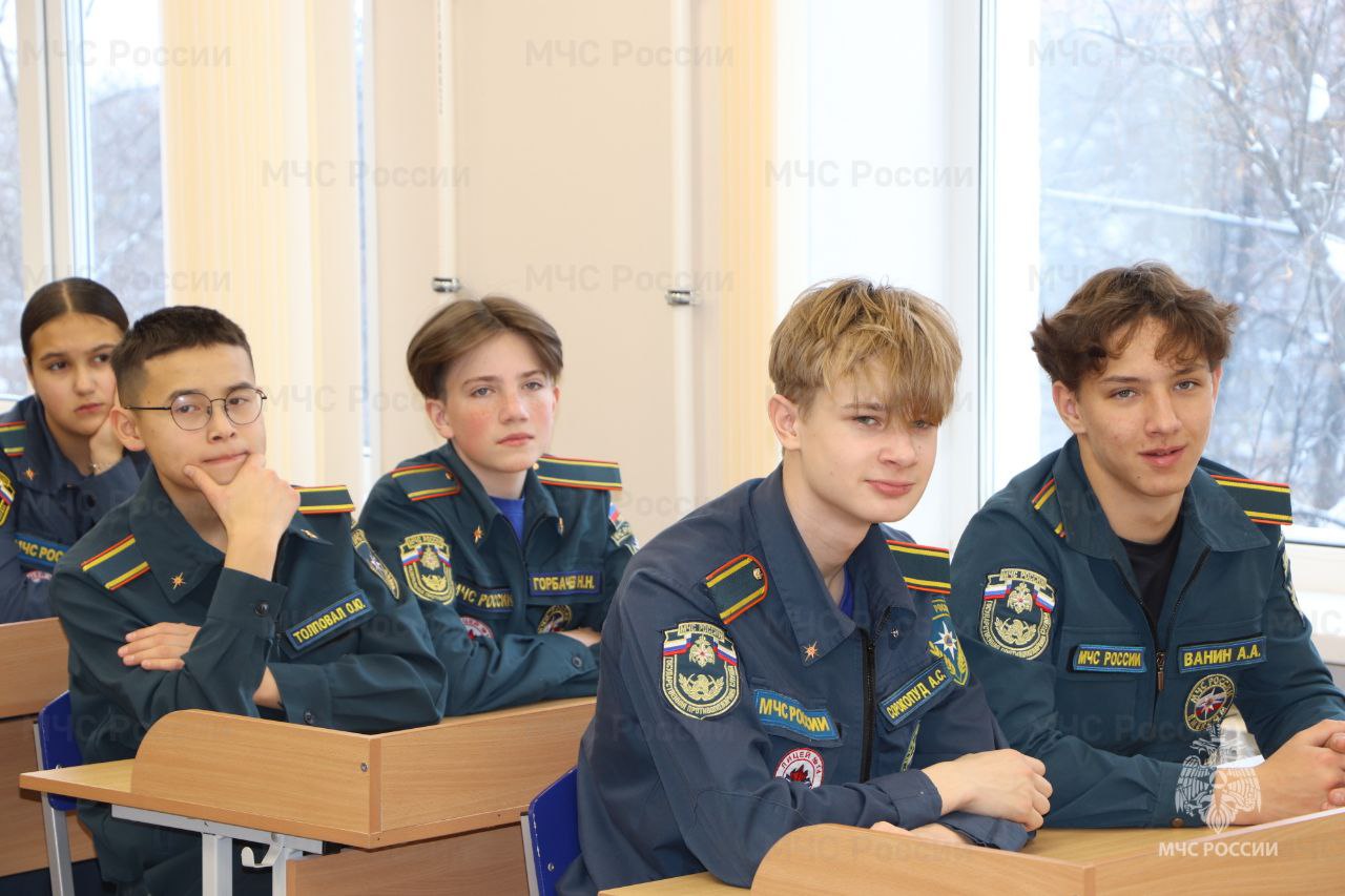 Кадетам - о пожарной безопасности Кадетам - о пожарной безопасности