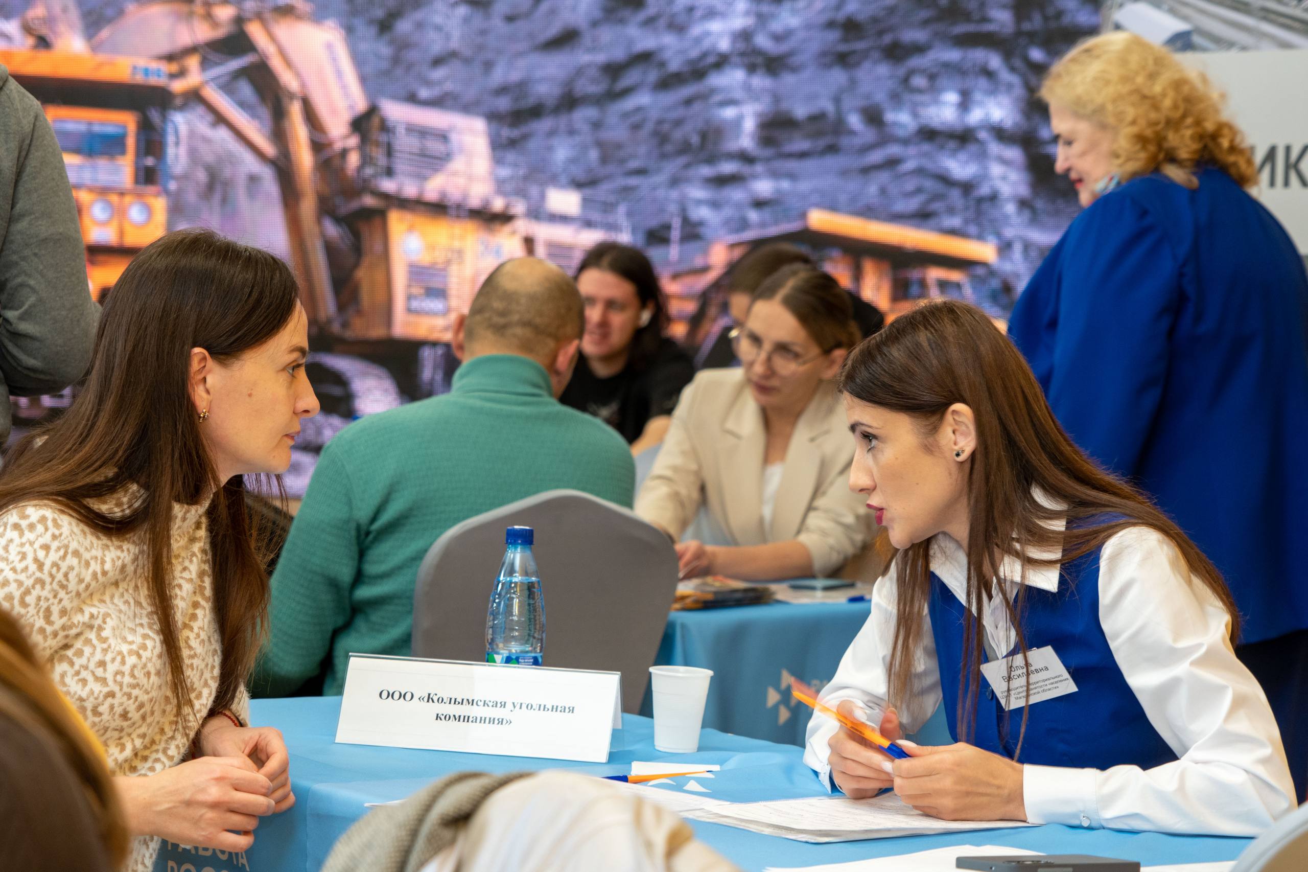 Сергей Носов: В Магадане прошла ярмарка вакансий горнодобывающих и геологоразведочных вакансий Сергей Носов: В Магадане прошла ярмарка вакансий горнодобывающих и геологоразведочных вакансий