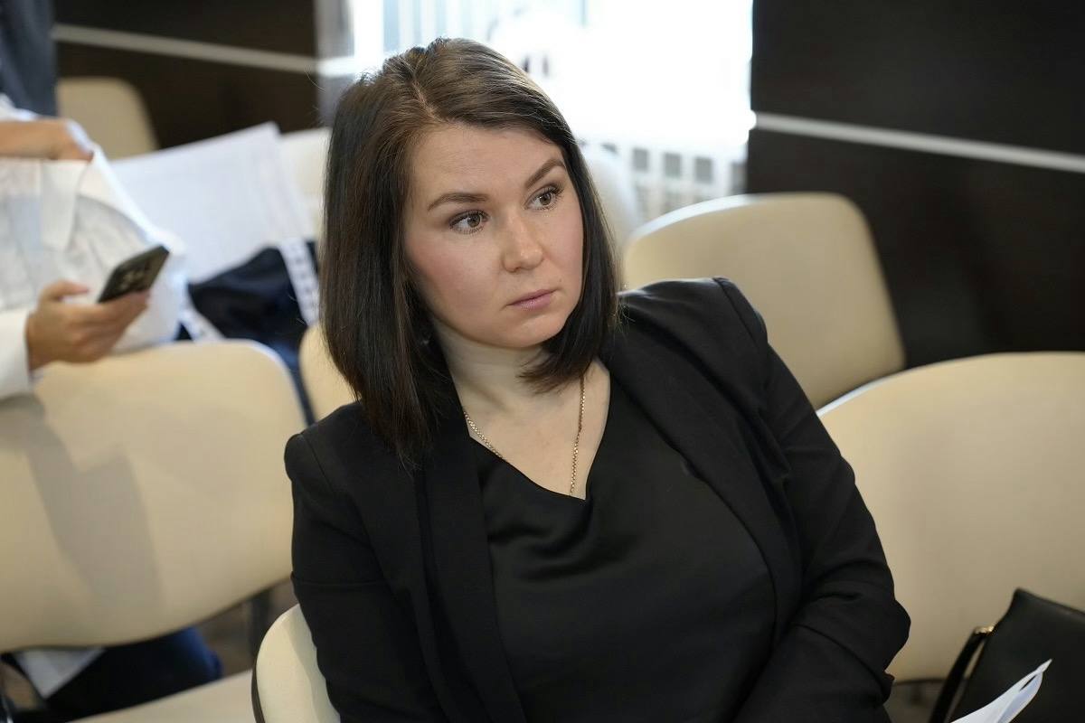 В УМВД России по Магаданской области состоялась пресс-конференция начальника Управления генерал-майора полиции Дмитрия Князева Сегодня в УМВД России по Магаданской области состоялась пресс-конференция начальника Управления... В УМВД России по Магаданской области состоялась пресс-конференция начальника Управления генерал-майора полиции Дмитрия Князева Сегодня в УМВД России по Магаданской области состоялась пресс-конференция начальника Управления...