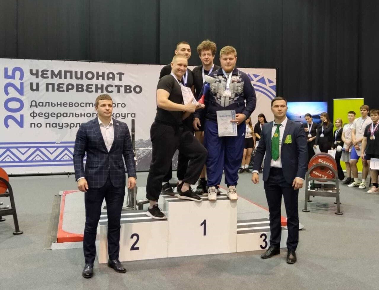 Колымские силачи привезли 53 медали разных достоинств с первенства ДФО по пауэрлифтингу Колымские силачи привезли 53 медали разных достоинств с первенства ДФО по пауэрлифтингу