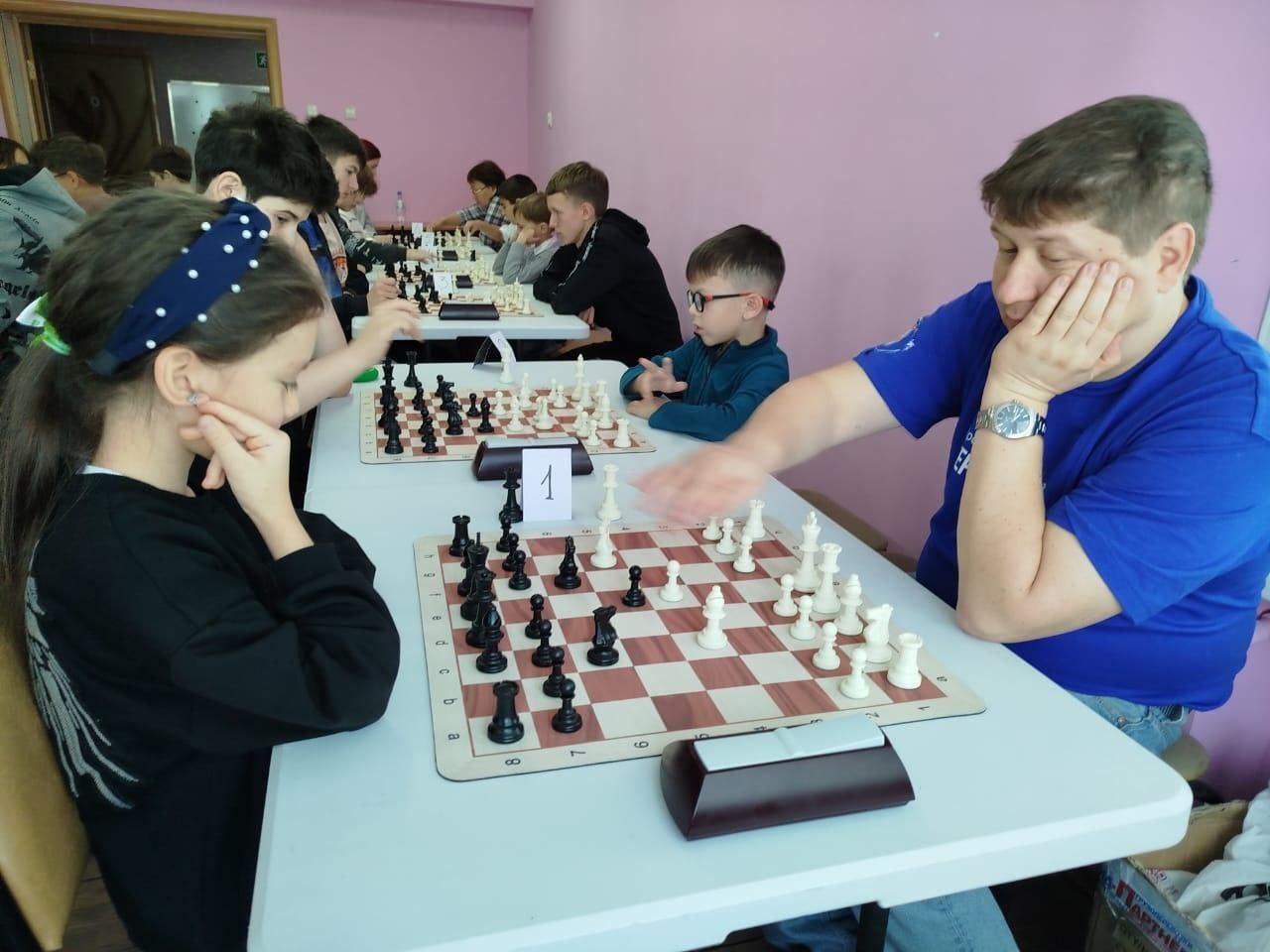 Шахматы на «Территории роста»: учились у гроссмейстра Шахматы на «Территории роста»: учились у гроссмейстра