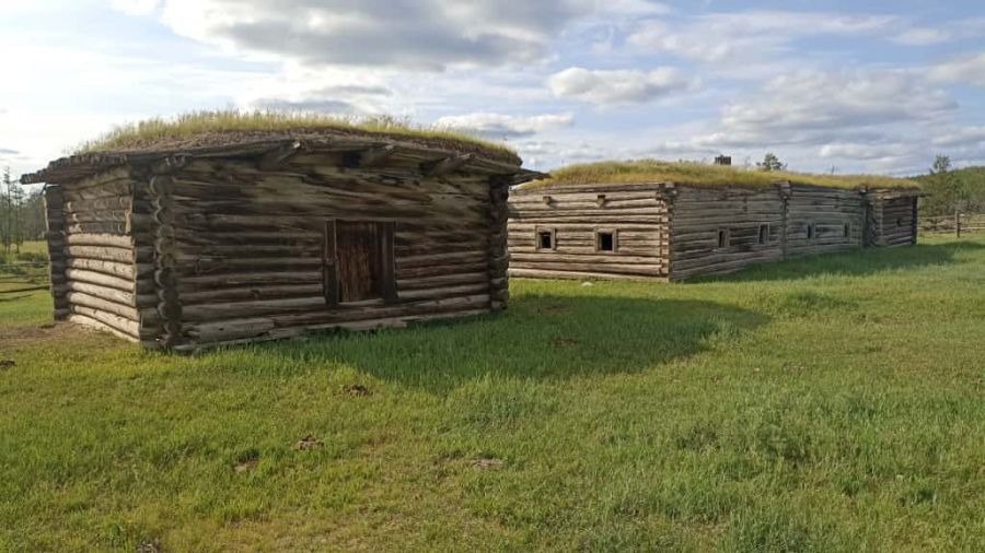 Магаданцы отправились на своем авто в незабываемое путешествие по Якутии Магаданцы отправились на своем авто в незабываемое путешествие по Якутии