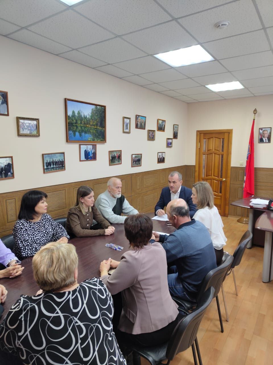 Сегодня сотрудники Министерства приняли участие в очередном заседании конкурсной комиссии Сегодня сотрудники Министерства приняли участие в очередном заседании конкурсной комиссии