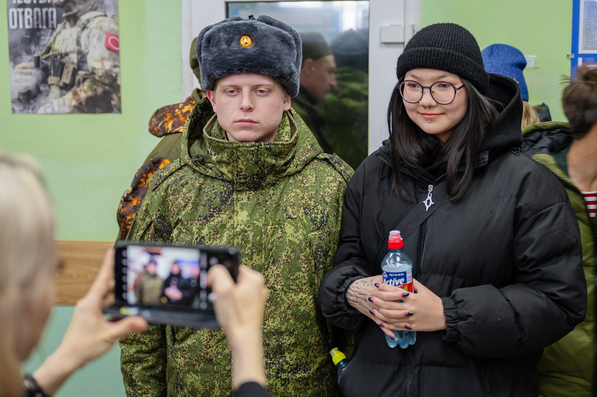 Еще одну группу новобранцев в рамках осеннего призыва-2025 проводили сегодня из Магаданского военного спортивно-технического центра «Подвиг» Еще одну группу новобранцев в рамках осеннего призыва-2025 проводили сегодня из Магаданского военного спортивно-технического центра «Подвиг»