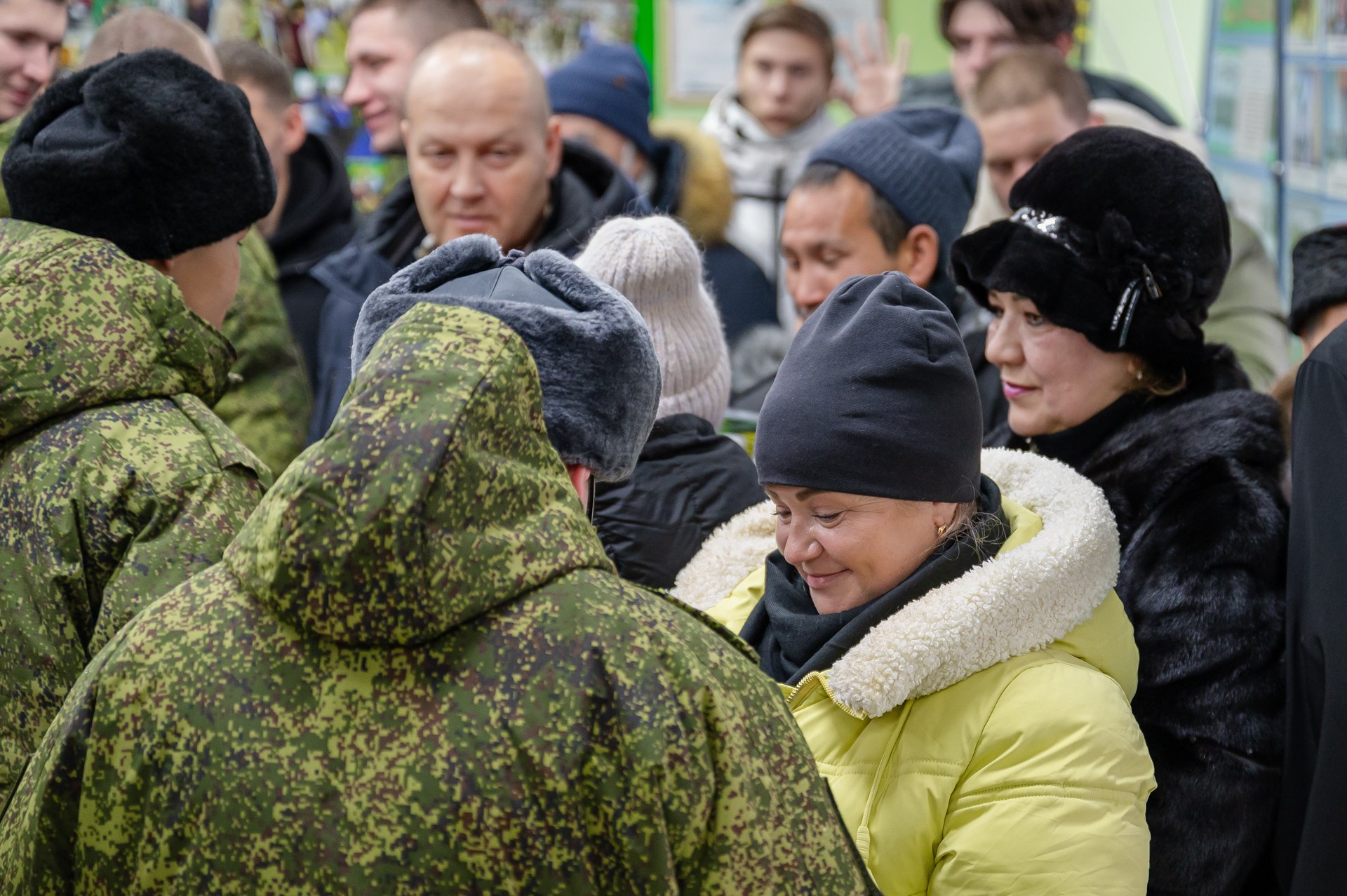Еще одну группу новобранцев в рамках осеннего призыва-2025 проводили сегодня из Магаданского военного спортивно-технического центра «Подвиг» Еще одну группу новобранцев в рамках осеннего призыва-2025 проводили сегодня из Магаданского военного спортивно-технического центра «Подвиг»