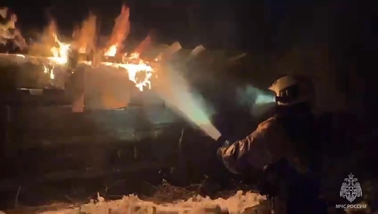 Дачный дом сгорел в Магадане
