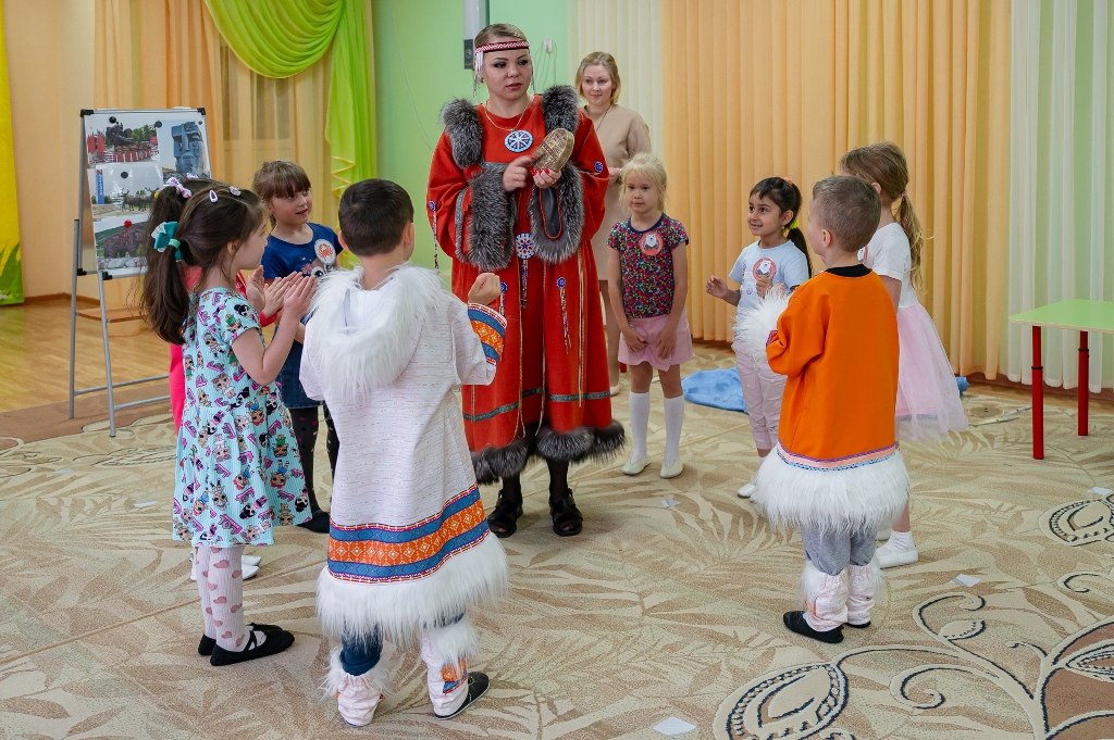 В Детском саду комбинированного вида № 50 проходит неделя студенчества В Детском саду комбинированного вида № 50 проходит неделя студенчества