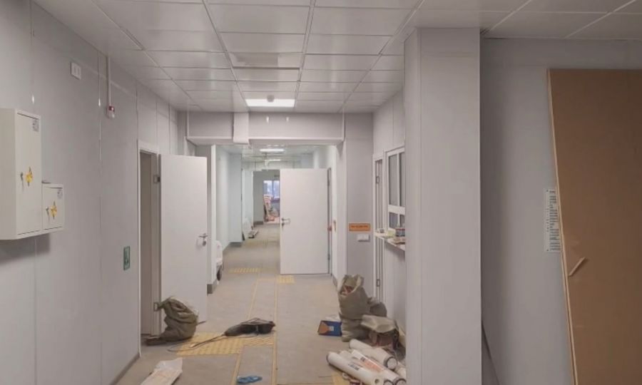 Ремонтные работы удалось расширить в районной больнице в Сеймчане