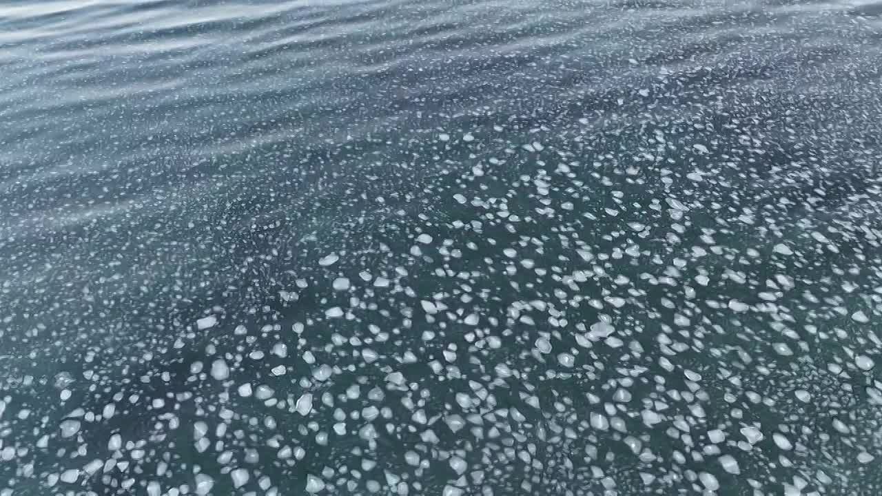 В субботу, 15 ноября, в Магаданской области в основном ясно, местами снег