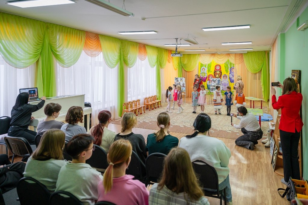 В Детском саду комбинированного вида № 50 проходит неделя студенчества