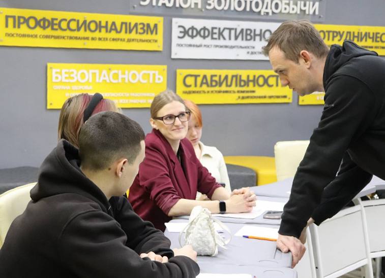 В Магаданской области полицейские приняли участие в форуме для молодежи «Ты – сила перемен!» Старший оперуполномоченный Управления по контролю за оборотом наркотиков регионального УМВД Татьяна Черникова приняла участие в... В Магаданской области полицейские приняли участие в форуме для молодежи «Ты – сила перемен!» Старший оперуполномоченный Управления по контролю за оборотом наркотиков регионального УМВД Татьяна Черникова приняла участие в...