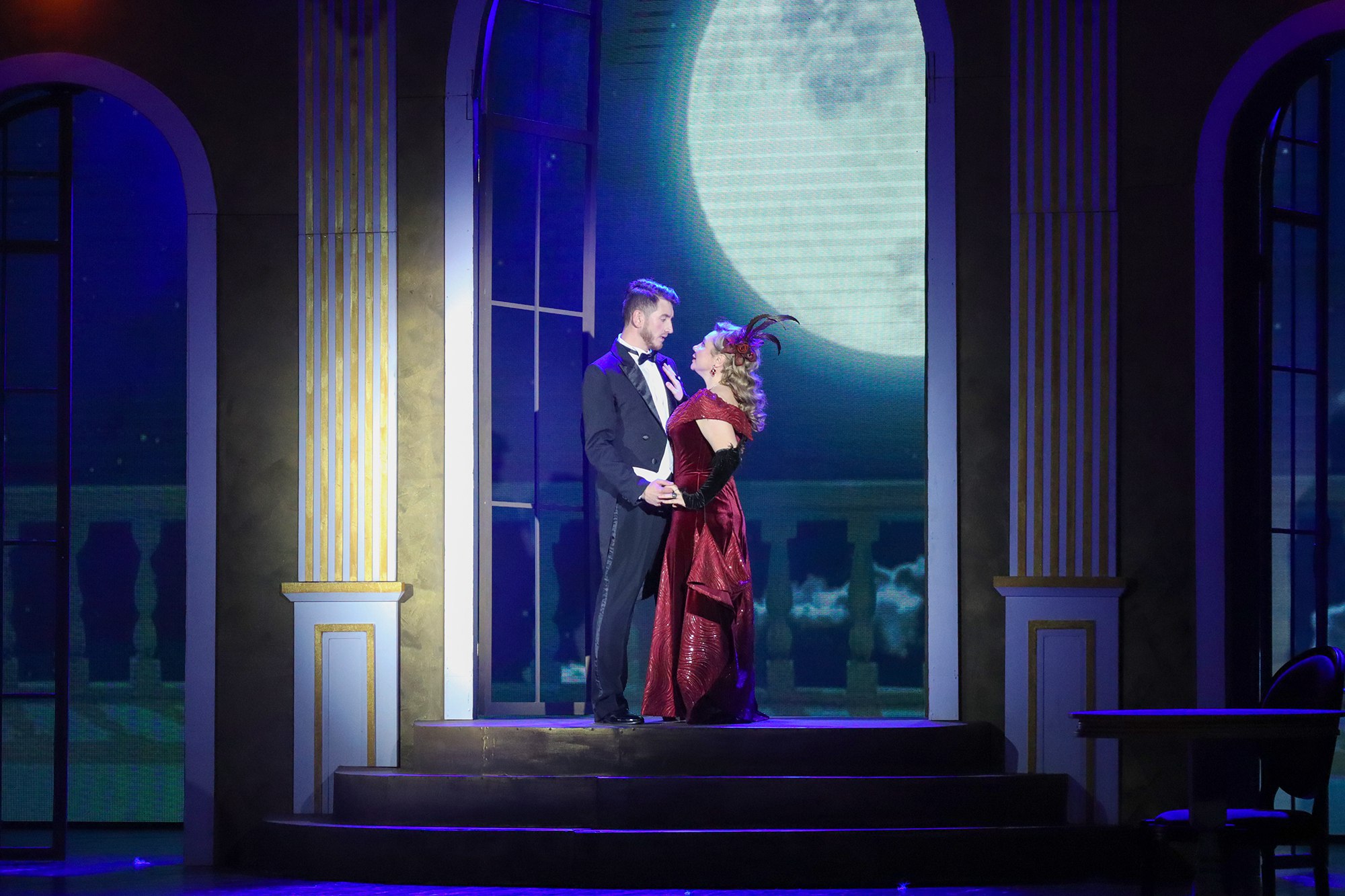 В Магаданском музыкальном и драматическом театре состоялась яркая и изысканная премьера оперетты Имре Кальмана «Марица» В Магаданском музыкальном и драматическом театре состоялась яркая и изысканная премьера оперетты Имре Кальмана «Марица»