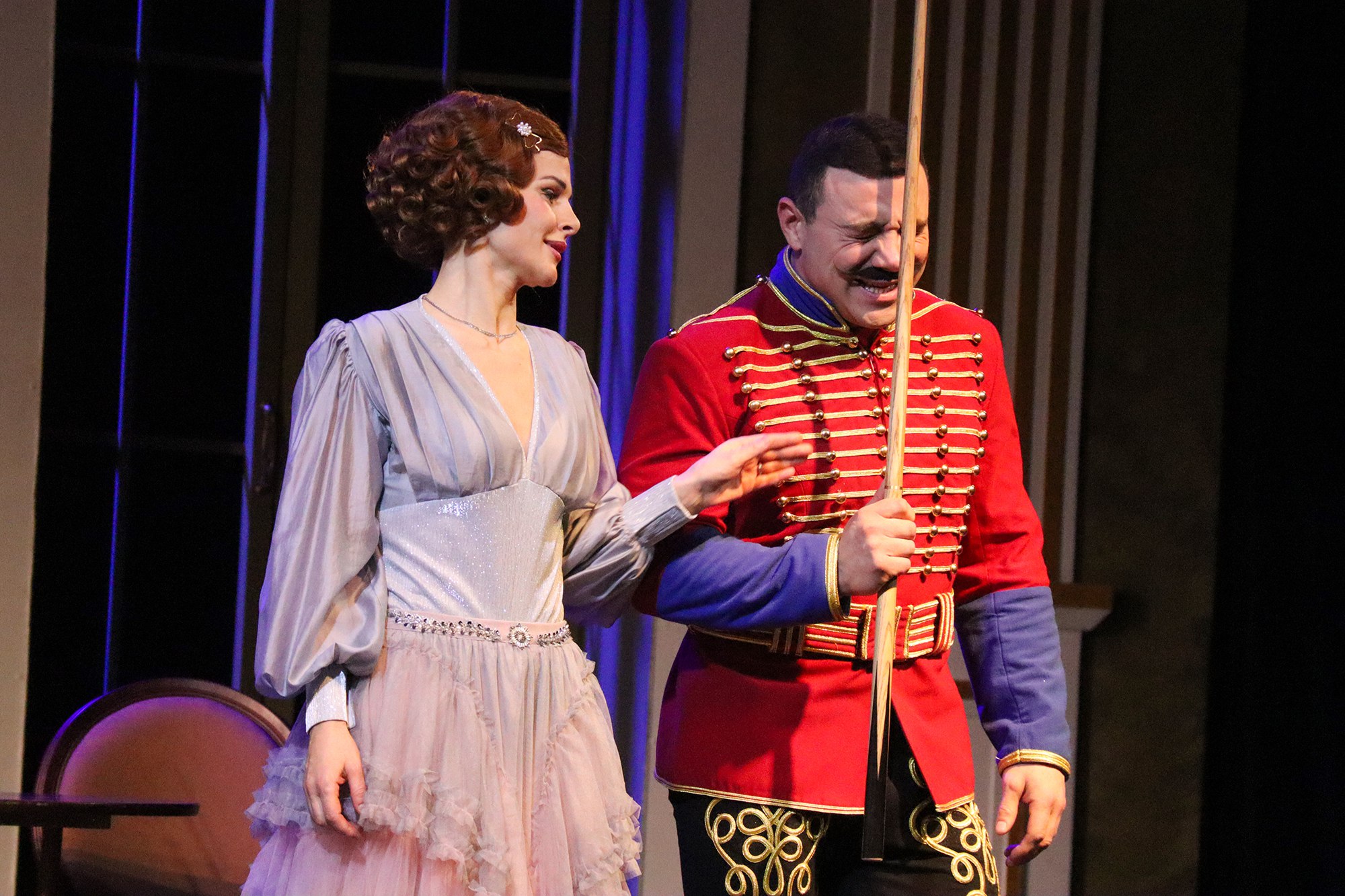 В Магаданском музыкальном и драматическом театре состоялась яркая и изысканная премьера оперетты Имре Кальмана «Марица» В Магаданском музыкальном и драматическом театре состоялась яркая и изысканная премьера оперетты Имре Кальмана «Марица»