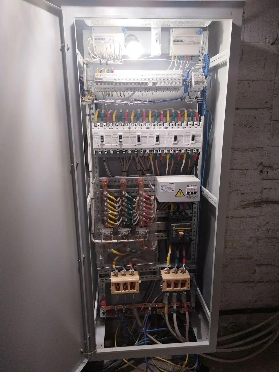 Продолжаются капитальные ремонты в многоквартирных жилых домах Магаданской области Продолжаются капитальные ремонты в многоквартирных жилых домах Магаданской области