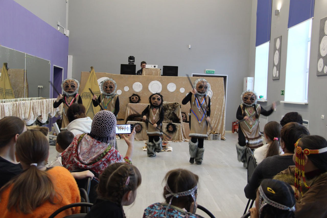 В Стекольном прошла встреча «Хранители семейных традиций» В Стекольном прошла встреча «Хранители семейных традиций»