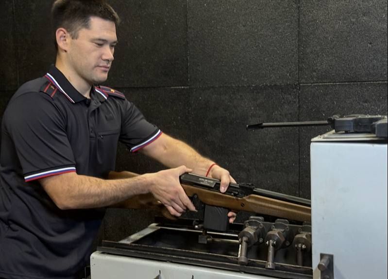 Полицейские Ягоднинского округа Колымы установили местного жителя, который незаконно хранил свыше 850 граммов наркотиков, карабин и патроны Оперативниками уголовного розыска Отделения МВД России «Ягоднинское» установлен...