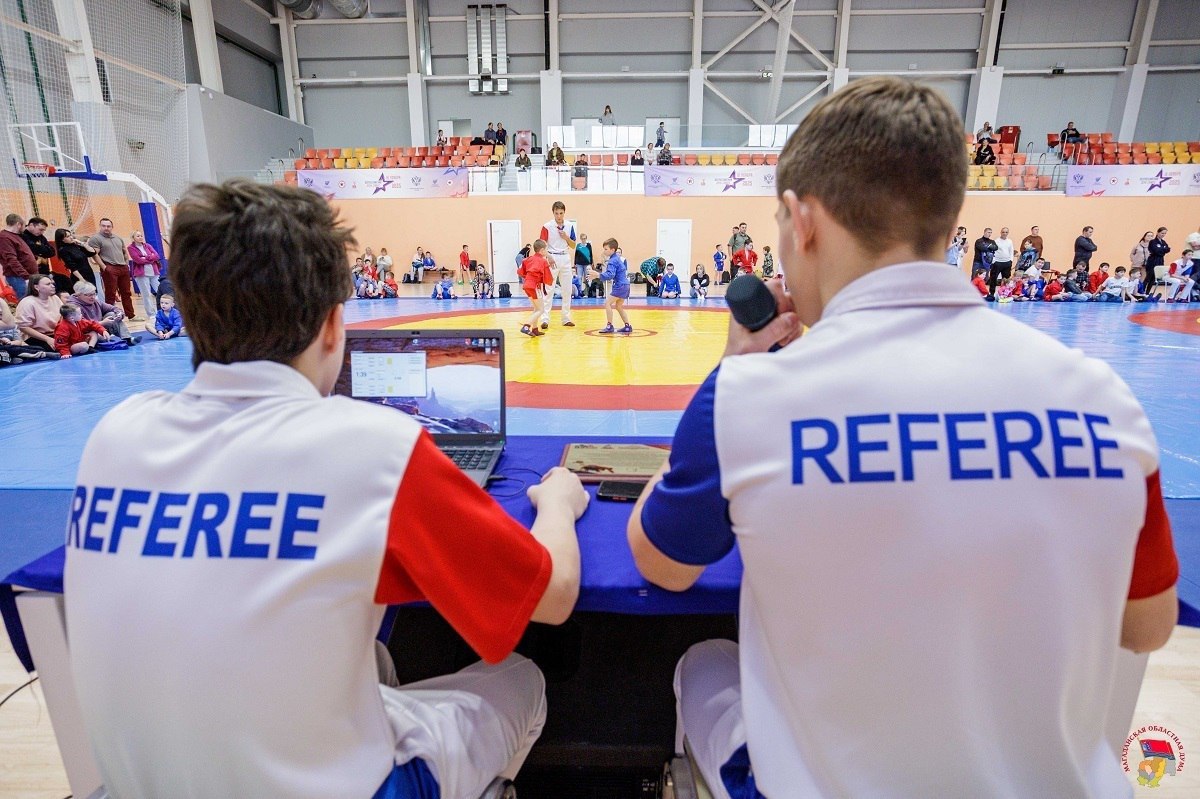 Всероссийский день самбо в Магадане отметили масштабными соревнованиями Всероссийский день самбо в Магадане отметили масштабными соревнованиями