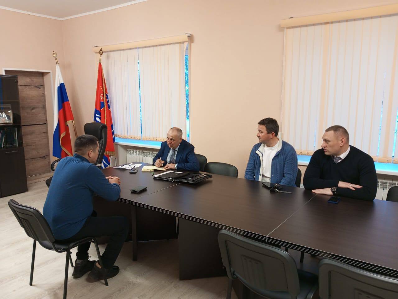 Юрий Гришан: Провёл прием по личным вопросам в поселке Эвенск Юрий Гришан: Провёл прием по личным вопросам в поселке Эвенск