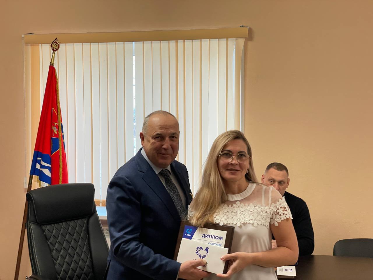 Юрий Гришан: Вручил сегодня награды жителям Северо Эвенского округа от Администрации Президента Российской Федерации за активное участие в подготовке и проведении мероприятий посвященных 80 летию Победы , а также победителям... Юрий Гришан: Вручил сегодня награды жителям Северо Эвенского округа от Администрации Президента Российской Федерации за активное участие в подготовке и проведении мероприятий посвященных 80 летию Победы , а также победителям...