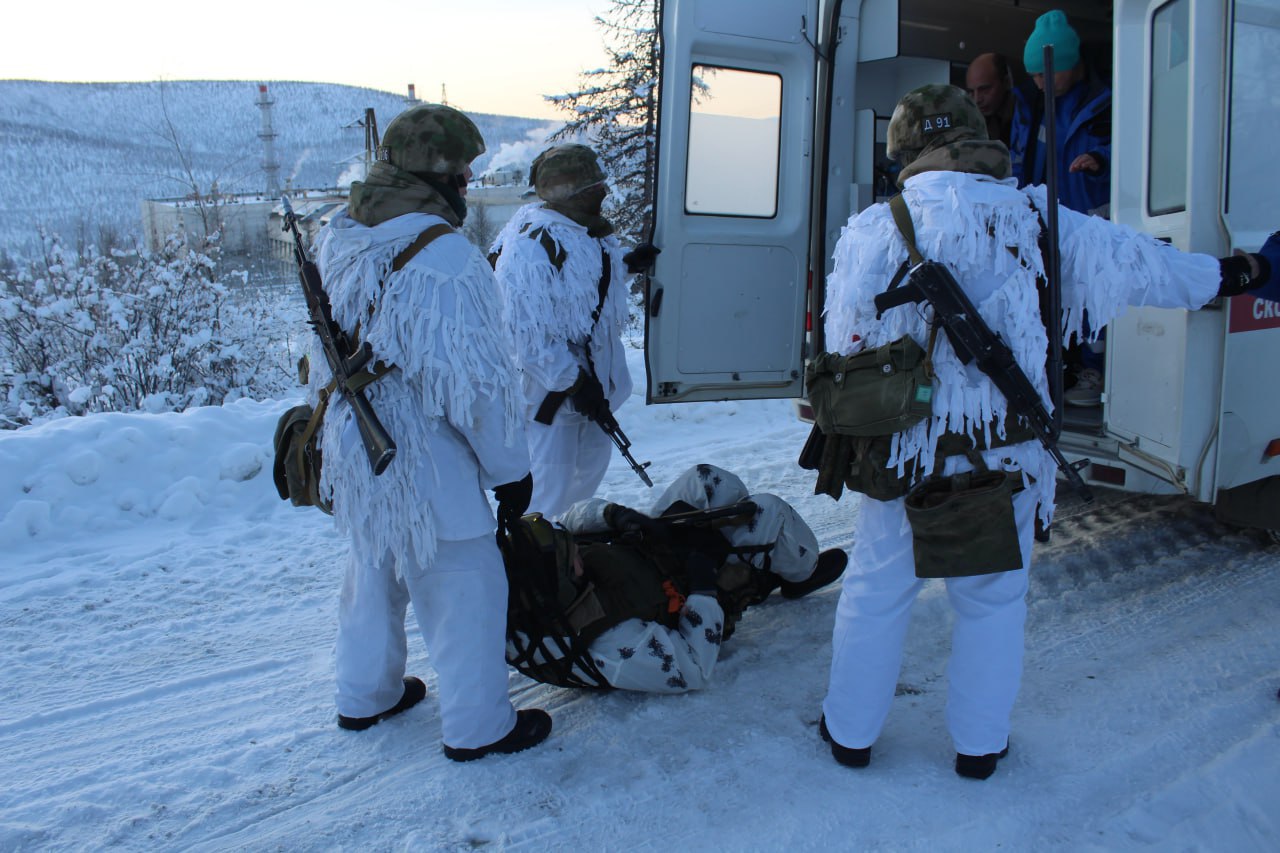 Магаданский ОМОН показал себя на больших учениях в Арктике Магаданский ОМОН показал себя на больших учениях в Арктике