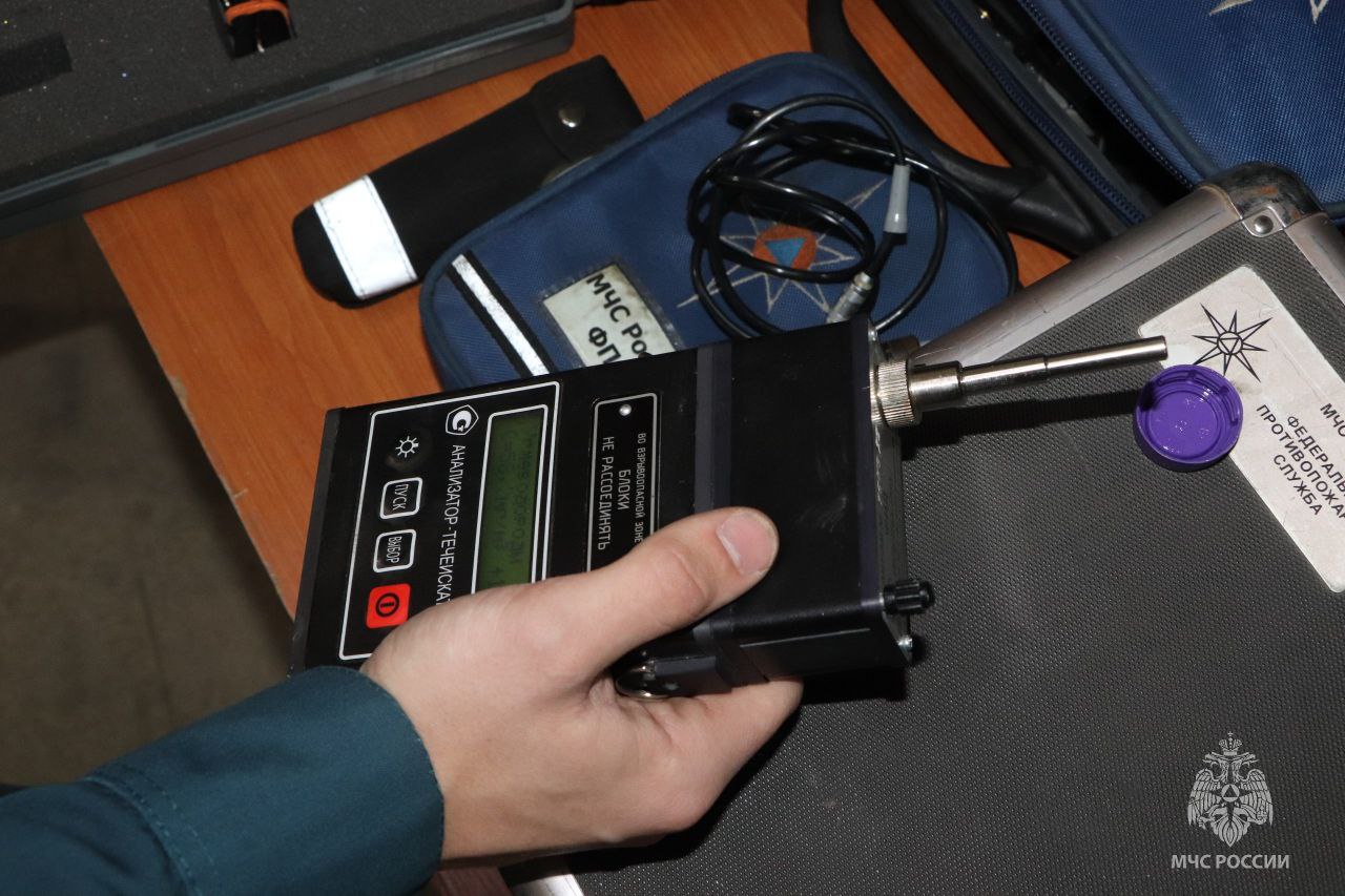 Кадеты МЧС России побывали в гостях у Испытательной пожарной лаборатории Кадеты МЧС России побывали в гостях у Испытательной пожарной лаборатории