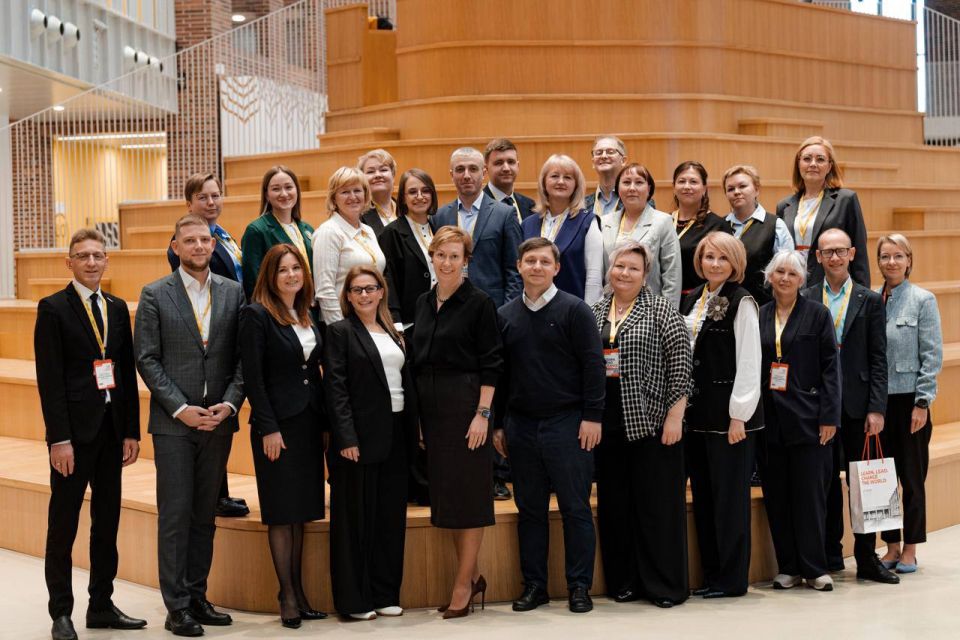 Команда колымских педагогов участвует в проекте гимназии имени Е. М. Примакова «ПРОопыт»