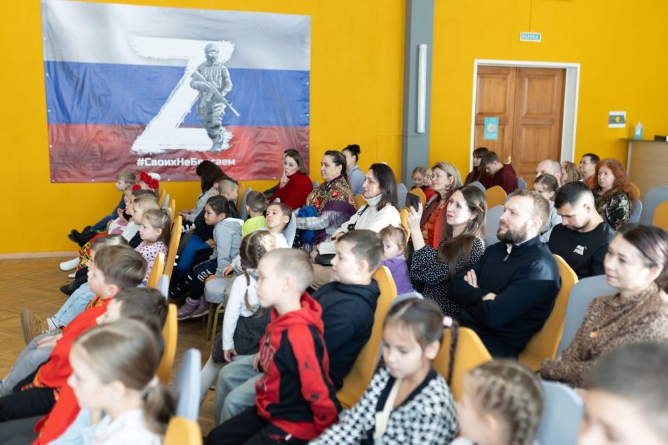 Благотворительный марафон «Колыма – надежный тыл» объединил сотни магаданцев