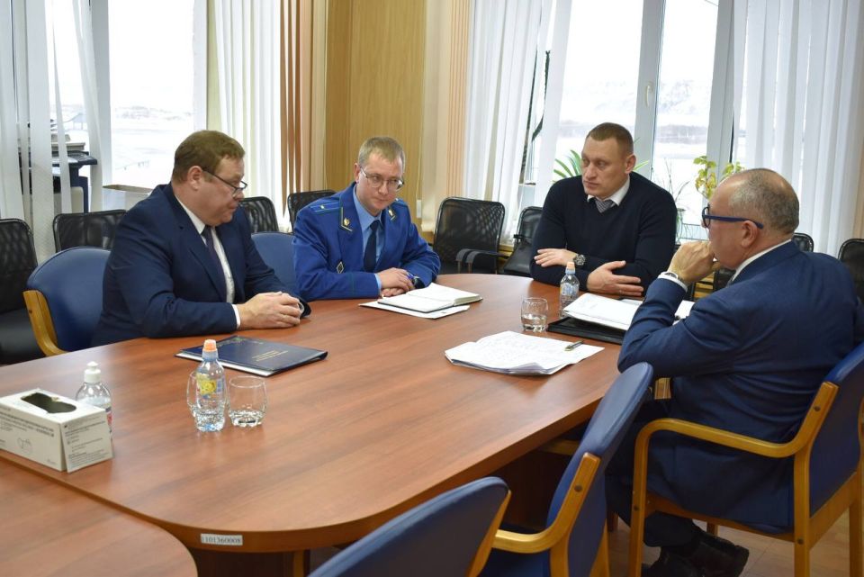 Участник программы «СВОи Герои 49» Дмитрий Голубцов посетил Северо-Эвенский муниципальный округ в рамках обучения